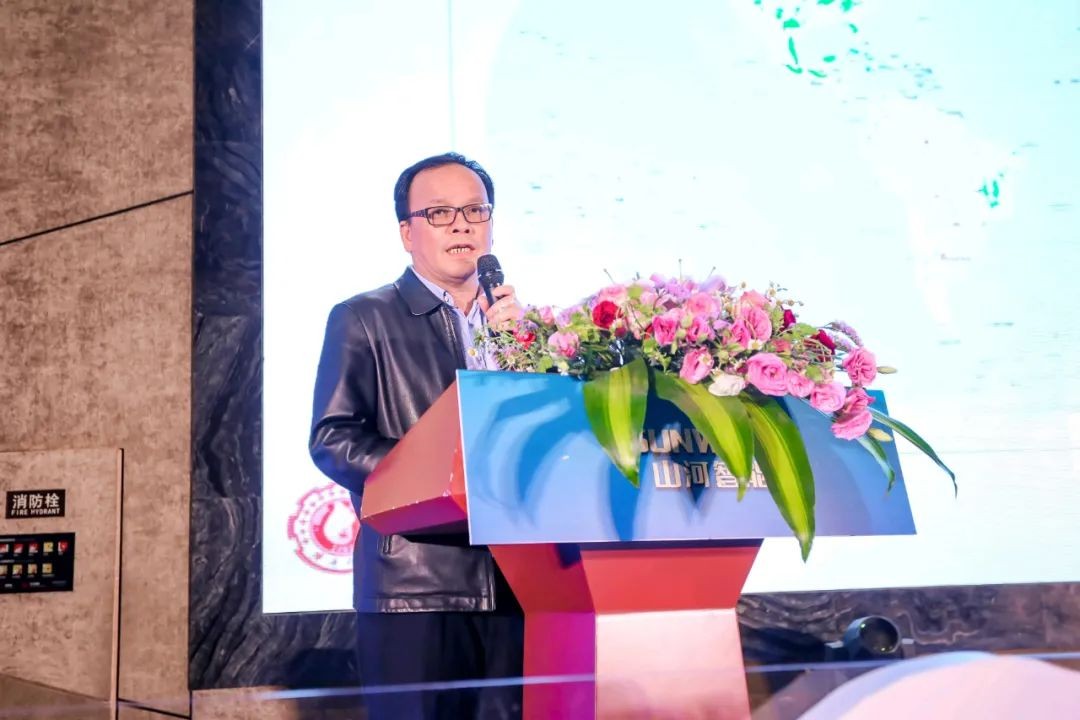 饕餮盛宴！！鸿运国际智能?建华建材预制桩施工装备与手艺交流会盛大召开