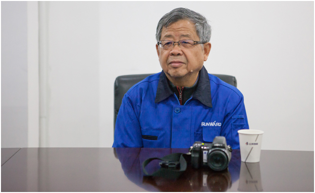 中国工业工程专家方庆琯教授加盟鸿运国际智能