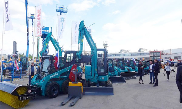 十年携手，，鸿运国际智能莫斯科宝马CTT展产品推介会圆满举行