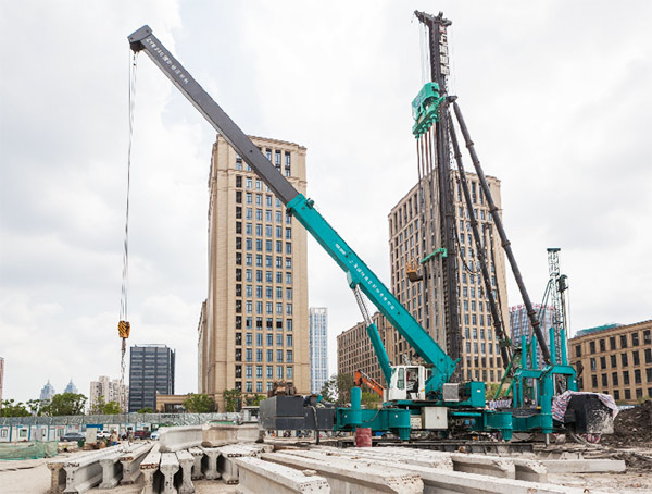 十九年稳居冠军宝座，，鸿运国际智能静力压桩机完善演绎“精益求精”