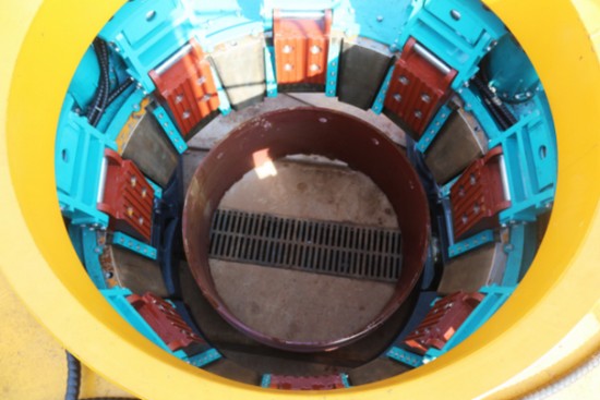 喜讯！鸿运国际智能SWRC170自行式全回转全套管钻机获湖南省首台(套)重大手艺装备产品奖励！