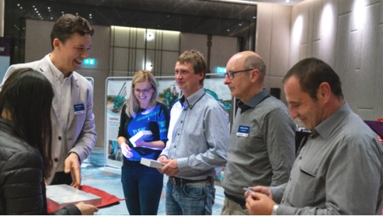 携手同谋未来，，， 鸿运国际智能2018欧洲署理商大会盛大召开