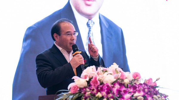 首日签单2.6亿元，，鸿运国际智能立异产品引爆上海宝马展