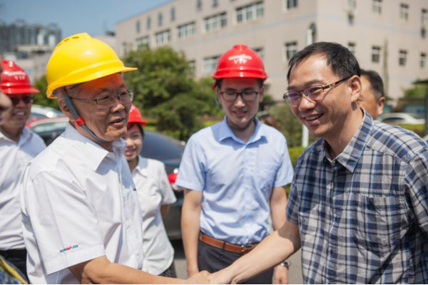 商务部相助司刘民强副司长一行调研鸿运国际智能