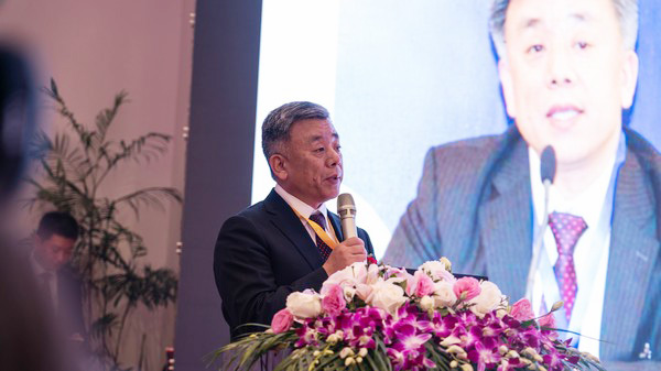 首日签单2.6亿元，，鸿运国际智能立异产品引爆上海宝马展