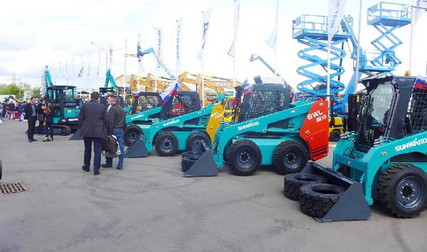 十年携手，，鸿运国际智能莫斯科宝马CTT展产品推介会圆满举行