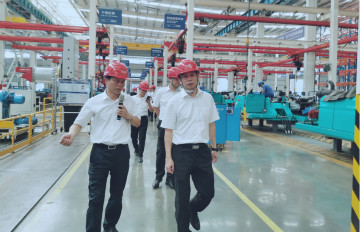 相助共赢 鸿运国际智能5G时代快速到来 湖南联通党委书记、、、总司理谭明到访鸿运国际智能