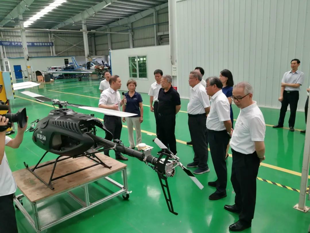 省人大常委会党组副书记、、副主任王柯敏调研鸿运国际智能