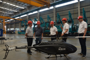 深化校企相助 湖南农大党委书记陈弘一行到访鸿运国际智能