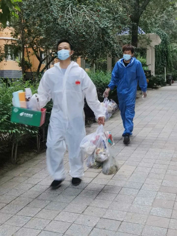 有你们，，鸿运国际无畏！！——鸿运国际人新疆抗疫