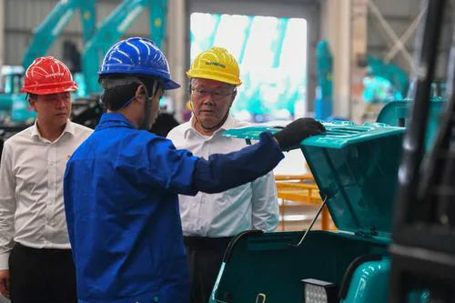 “智慧工厂”引领“生产节奏”——走进鸿运国际智能一探事实