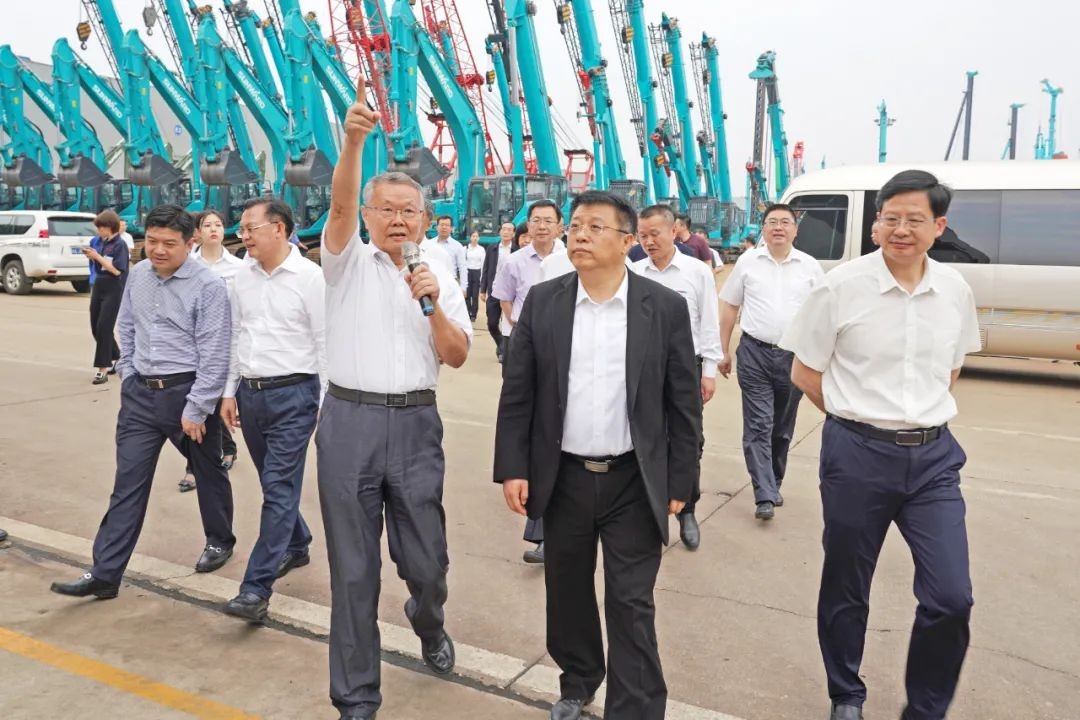 北京向阳区党政代表团考察鸿运国际智能