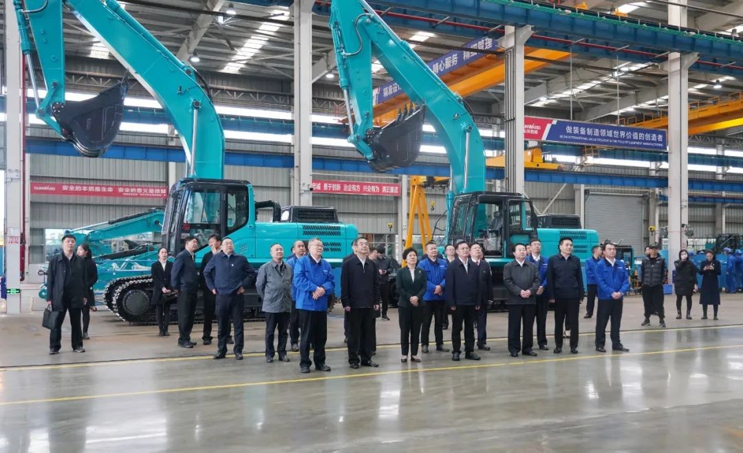 周强调研鸿运国际智能：：增强知识产权；；； 服务立异驱动生长