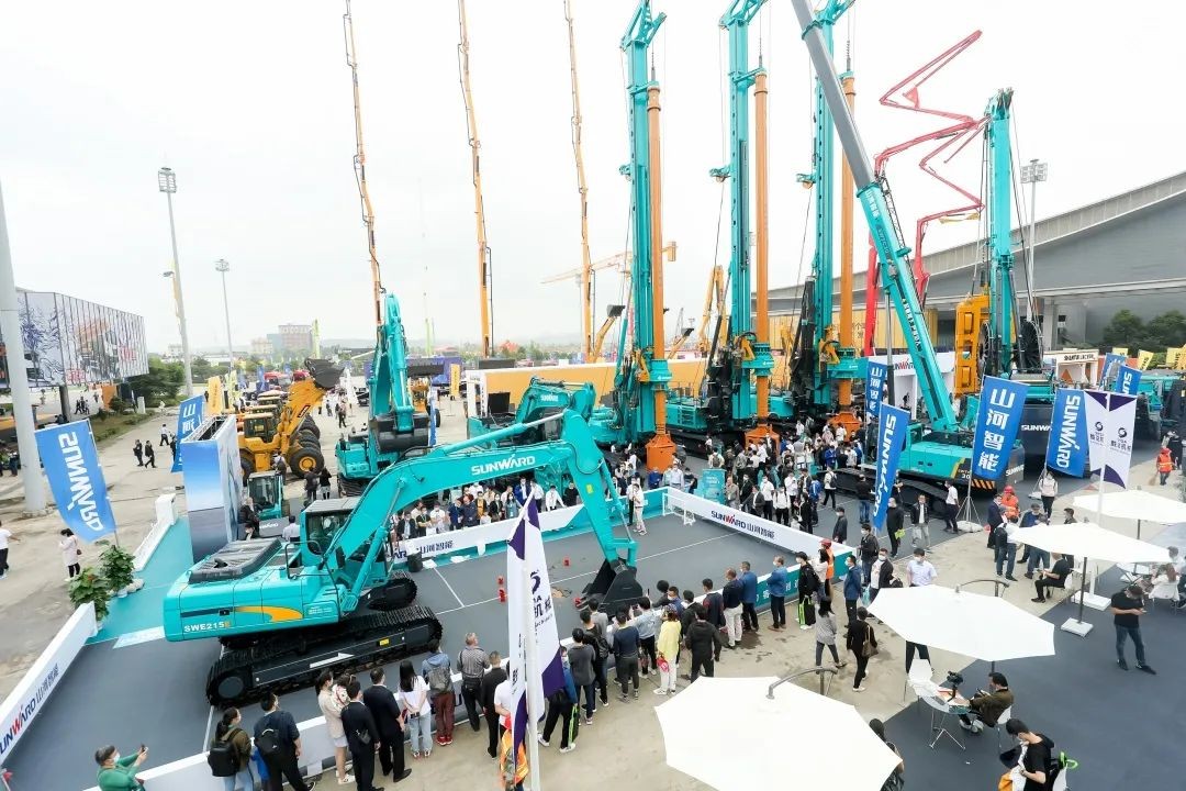 “机甲盛宴”长沙展圆满收官！！鸿运国际智能展区亮点精彩回首