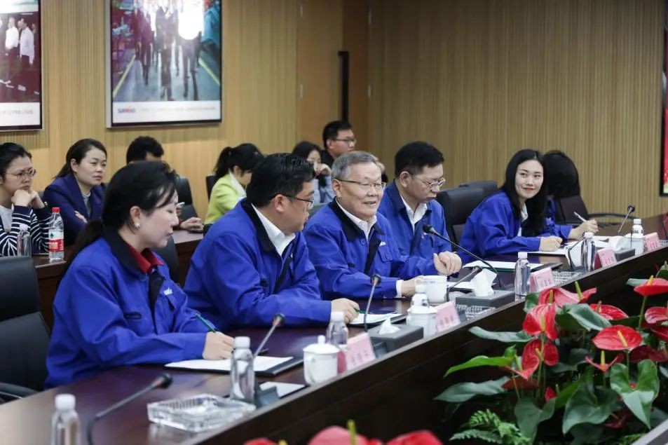 民主党派湖南省委机关青工委团队一行考察鸿运国际智能