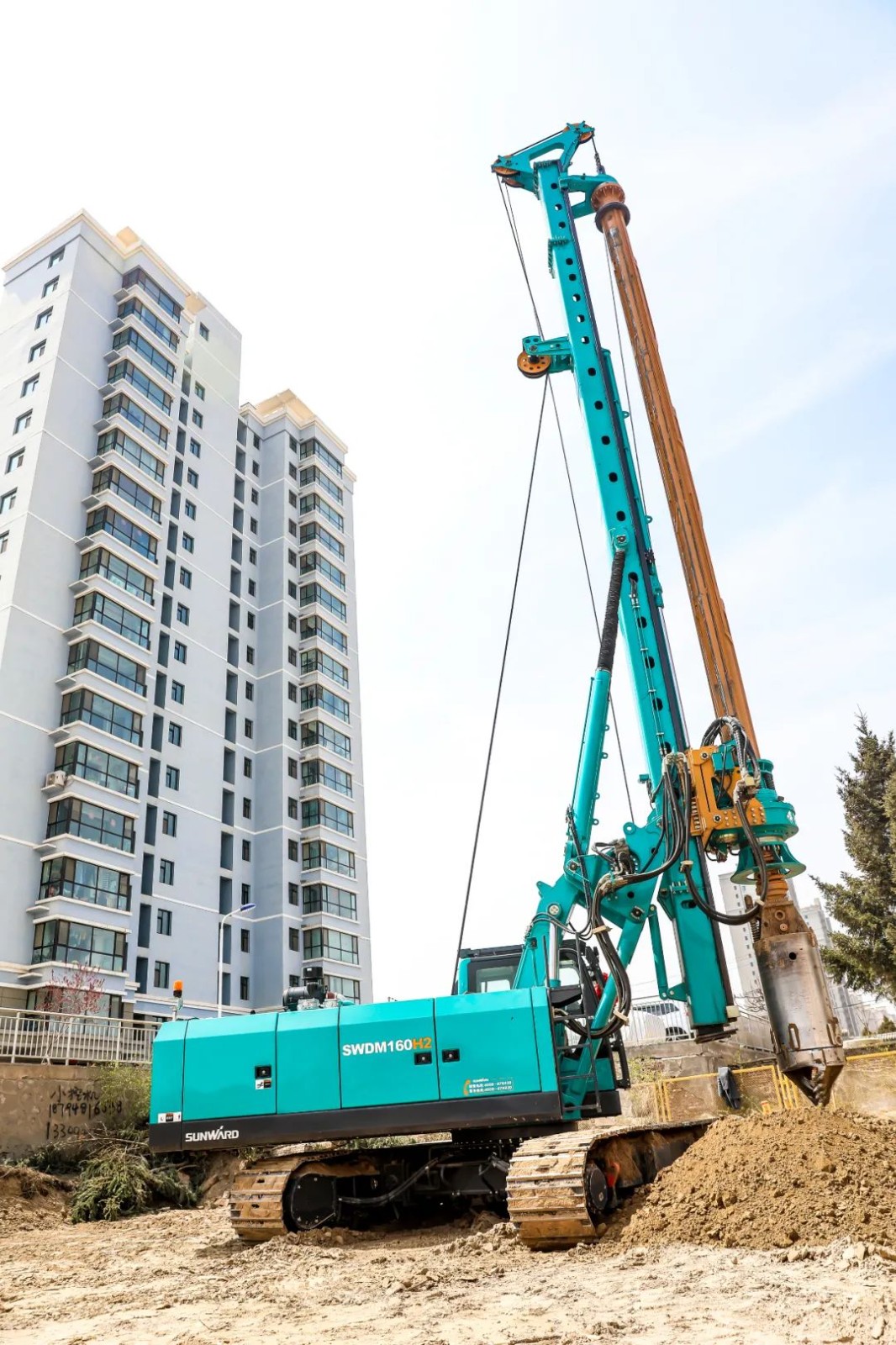 鸿运国际智能SWDM160H2旋挖钻机荣膺中国工程机械年度产品TOP50市场体现金奖