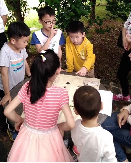 大手牵小手·“顽”转六一，，，鸿运国际智能首次六一亲子主题活动圆满举行