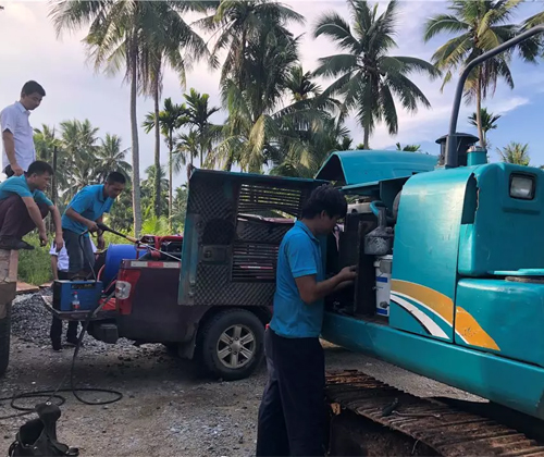 作为村里的创富标杆，陈老板的∶院爱将”事实是谁？？