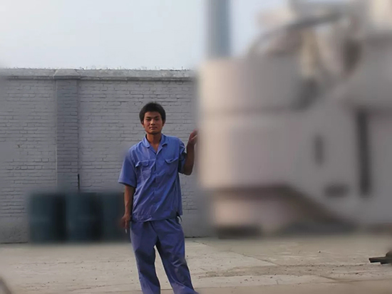 人生浮沉如梦，携手鸿运国际勇攀事业巅峰