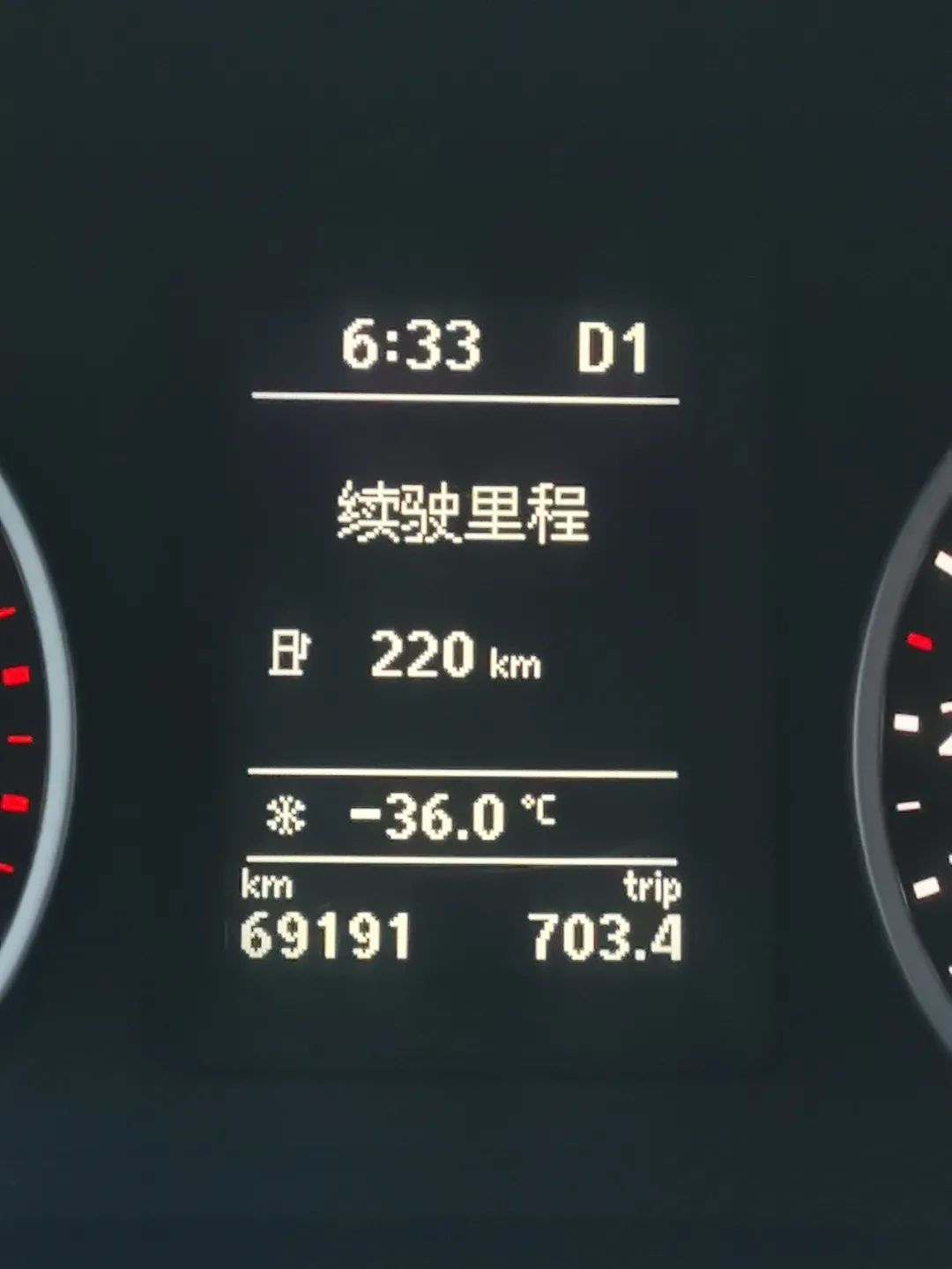 致敬！！！战斗在风沙中的特种装备团队