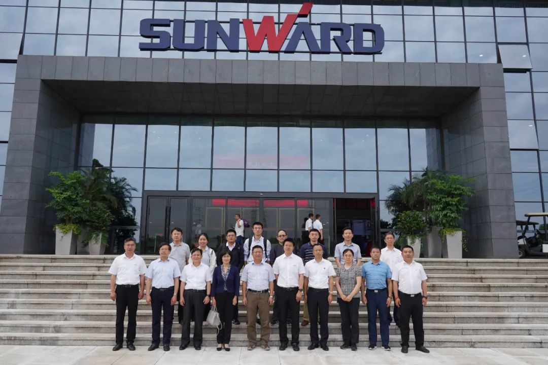 应急治理部科技和信息化司调研鸿运国际智能