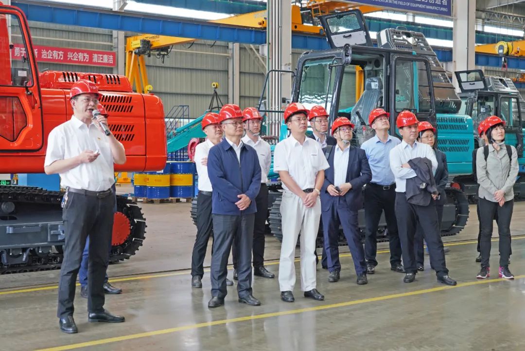 中国银行副行长林景臻考察鸿运国际智能