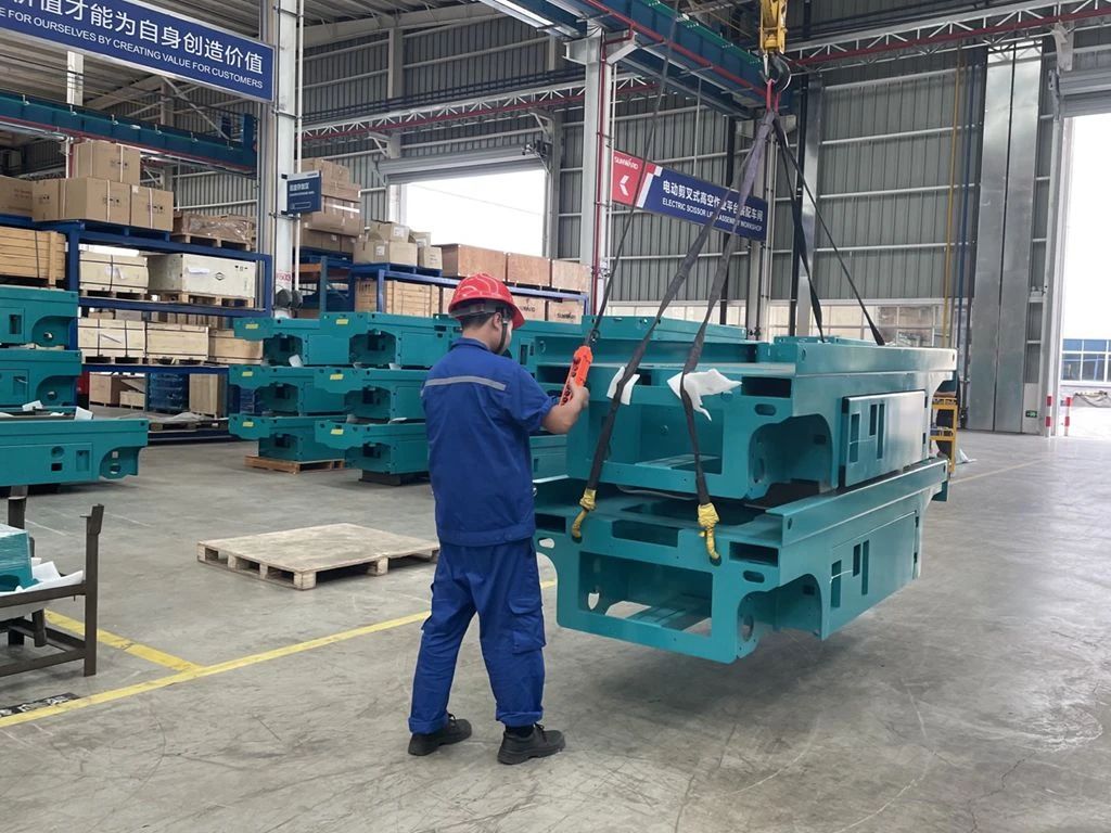 鸿运国际智能“蓝精灵”们在通俗岗位的坚守与奉献