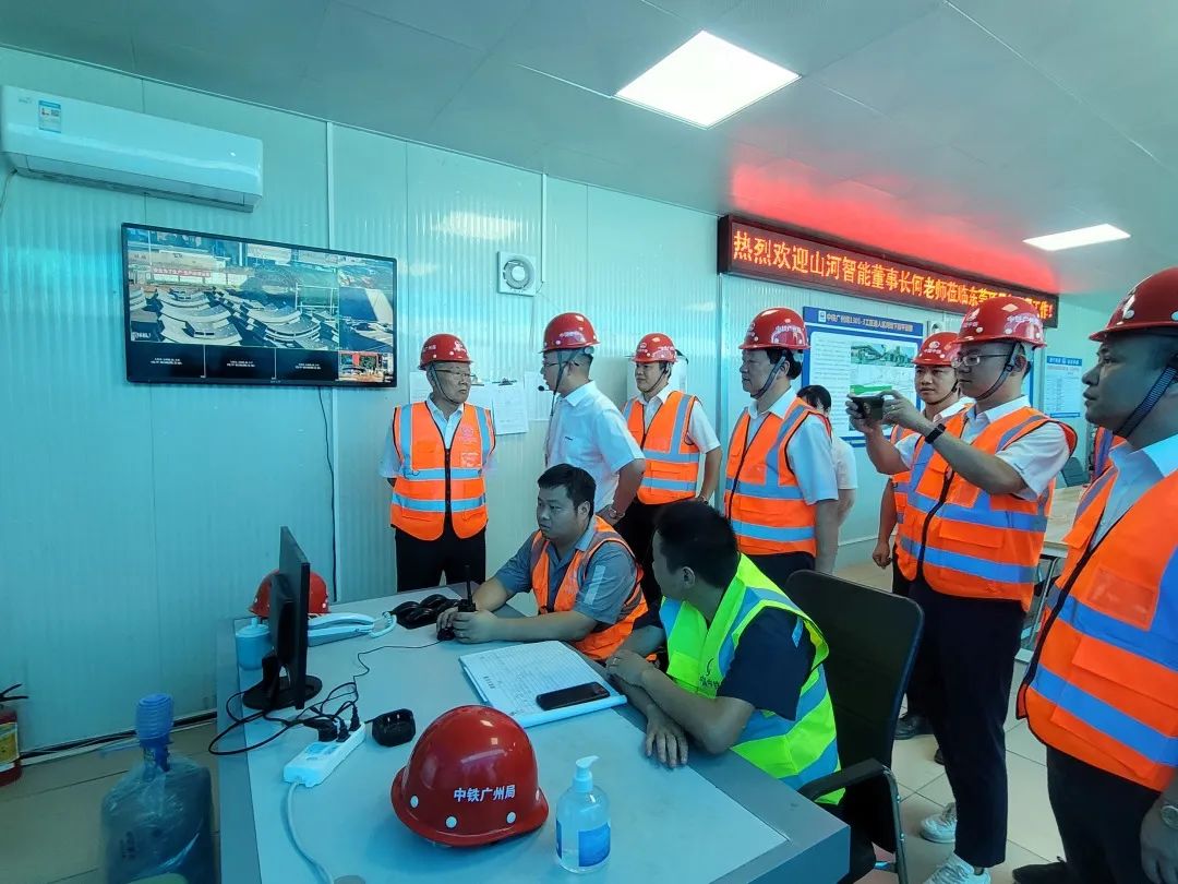 何清华调研中铁鸿运国际东莞项目：：：施展“装备+工法+施工”优势，，，一直做大做强