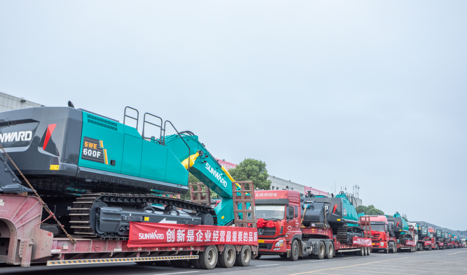 里程碑！鸿运国际智能出口欧洲第20000台暨大型挖掘机批量交付仪式乐成举行