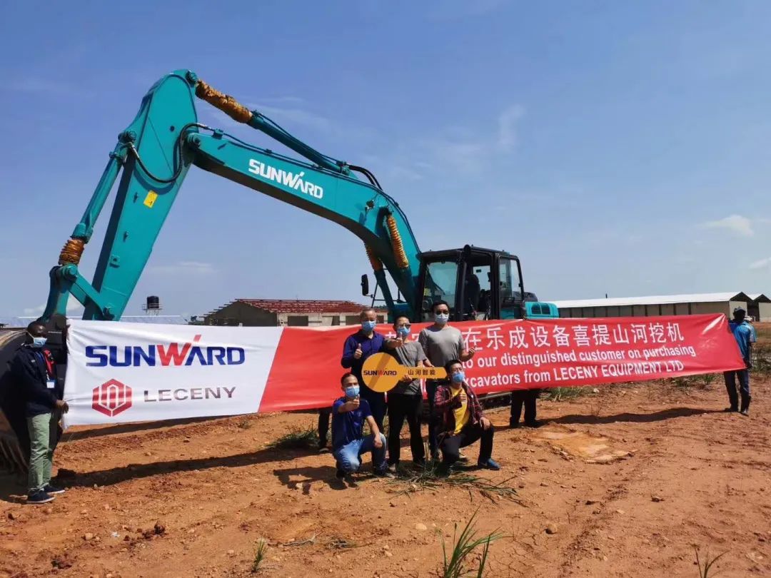 亮相中非经贸博览会！！！鸿运国际智能尽展工程机械国产品牌魅力
