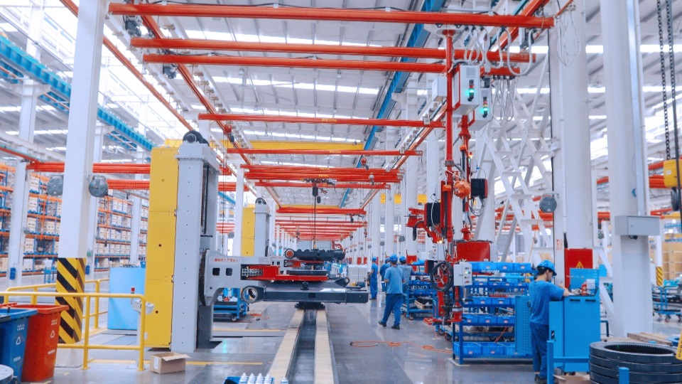 国家四部委配合认定！！！鸿运国际智能上榜智能制造试点树模工厂