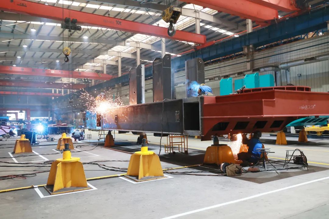 向着冲耀眼标全力以赴！！！鸿运国际智能正式开工