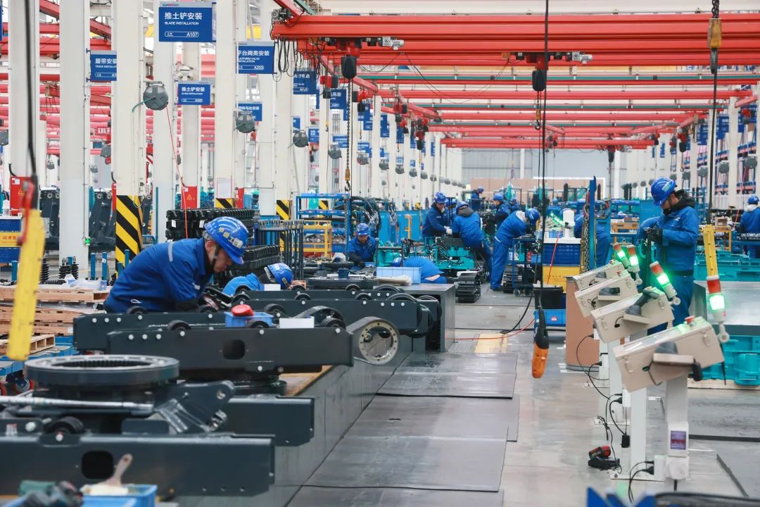 向着冲耀眼标全力以赴！！！鸿运国际智能正式开工