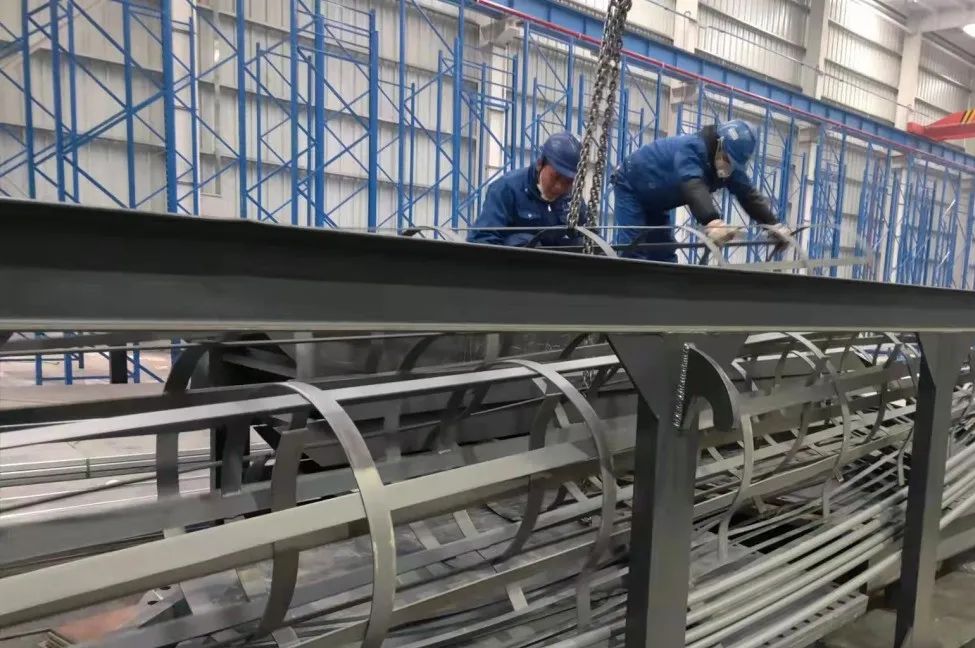 铆足“虎”劲加油干！！！鸿运国际智能掀起复工复产热潮