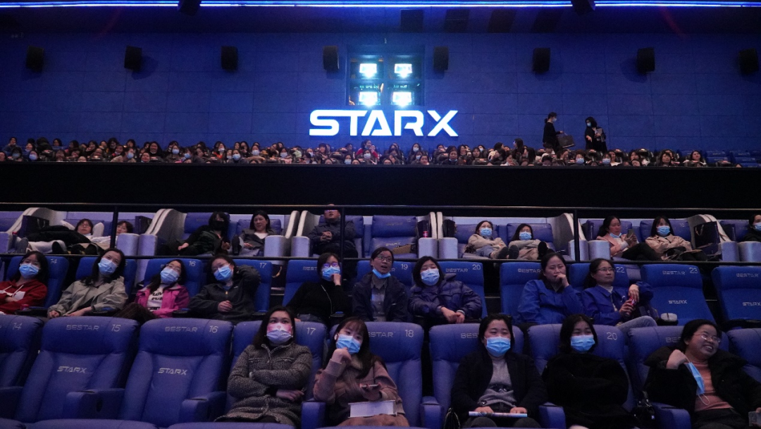 福利多多！鸿运国际智能开展系列活动宠“女神”