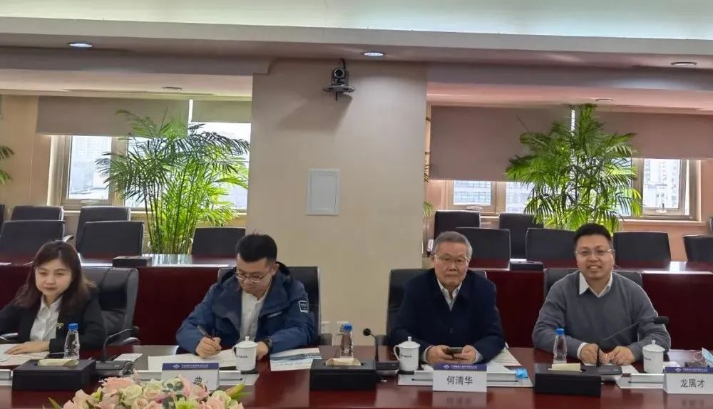 探讨相助新模式！何清华带队赴中国路桥造访交流