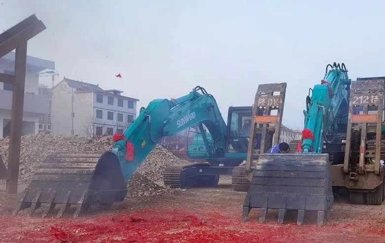 创富故事 | 相助共赢！！！鸿运国际智能“土石方先锋”征战商洛