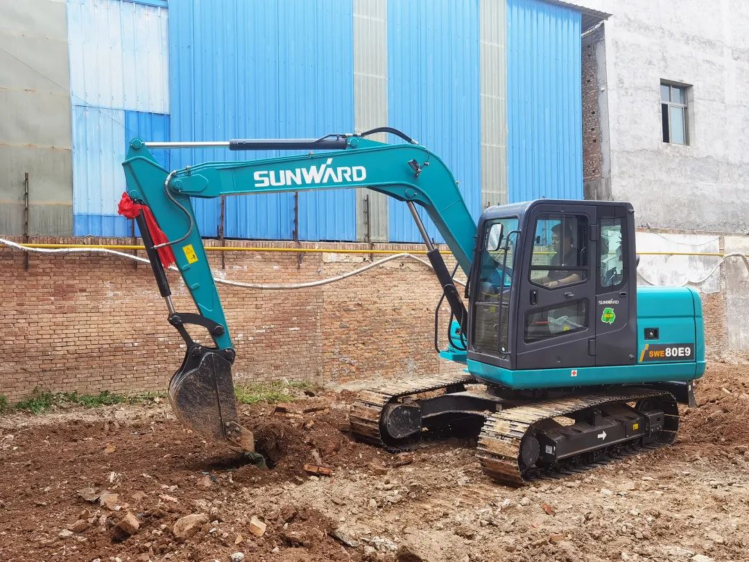 创富故事 | 买它！！鸿运国际智能俘获“国产挖掘机喜欢者”的心