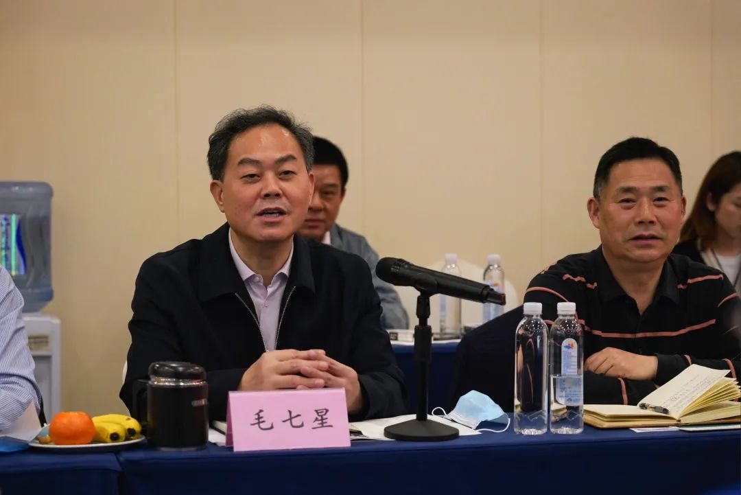 抱团出海，，携手共赢！！！何清华带队赴湖南异地商会联合会造访交流