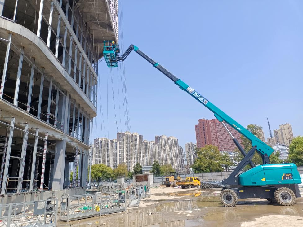 立异、智能、绿色！！！鸿运国际智能再登工程机械TOP50荣耀榜