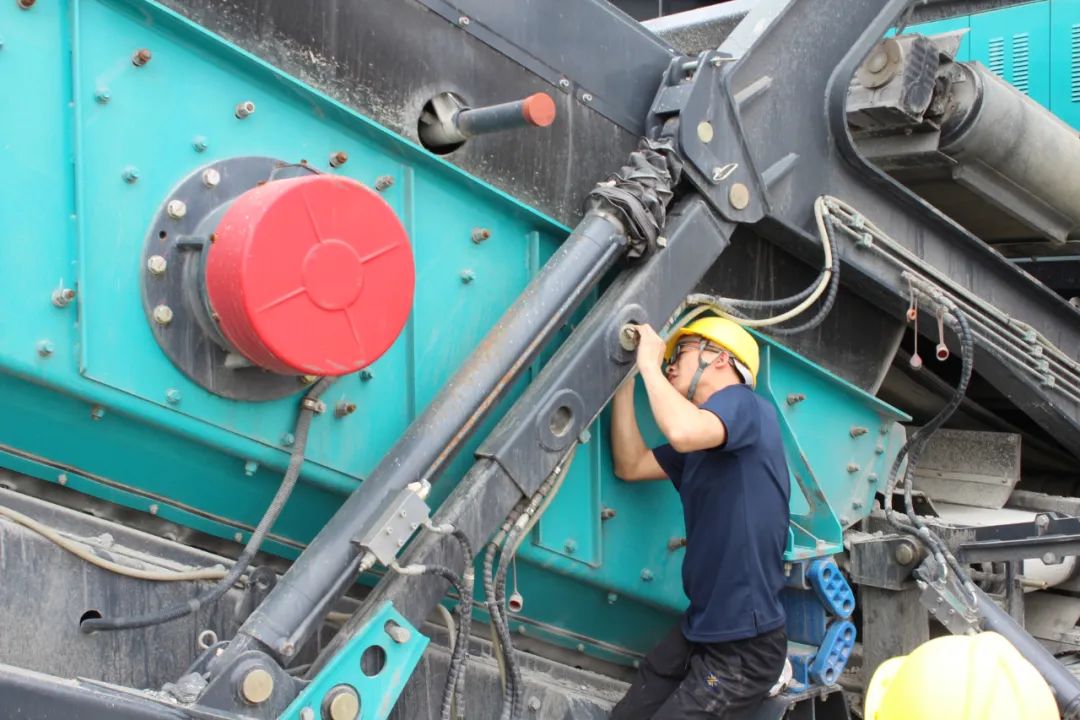 打造服务标杆！鸿运国际普石勒“服务万里行”活动火热举行中