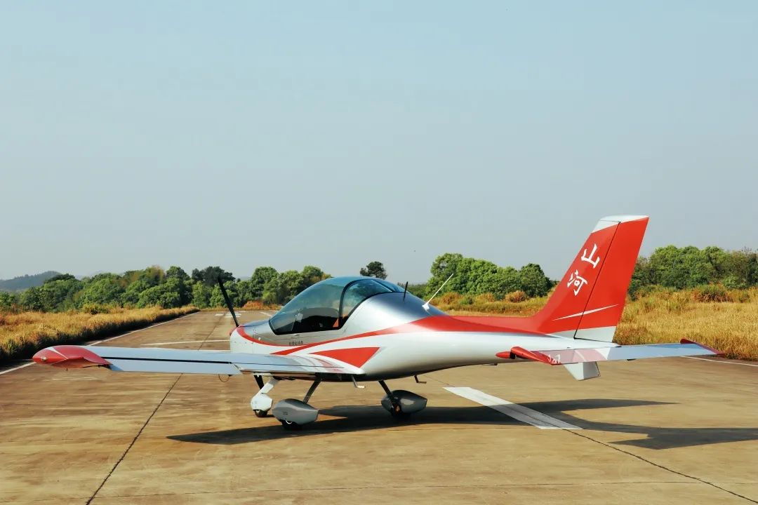 图集 | 阿若拉穿“鲨”衣，，尚有更多套装为天空添彩！！