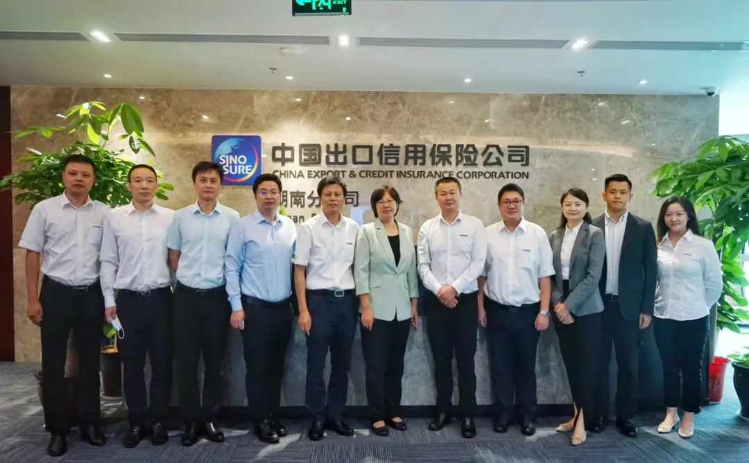 鸿运国际智能总司理夏志宏带队赴中国信：南分公司造访交流