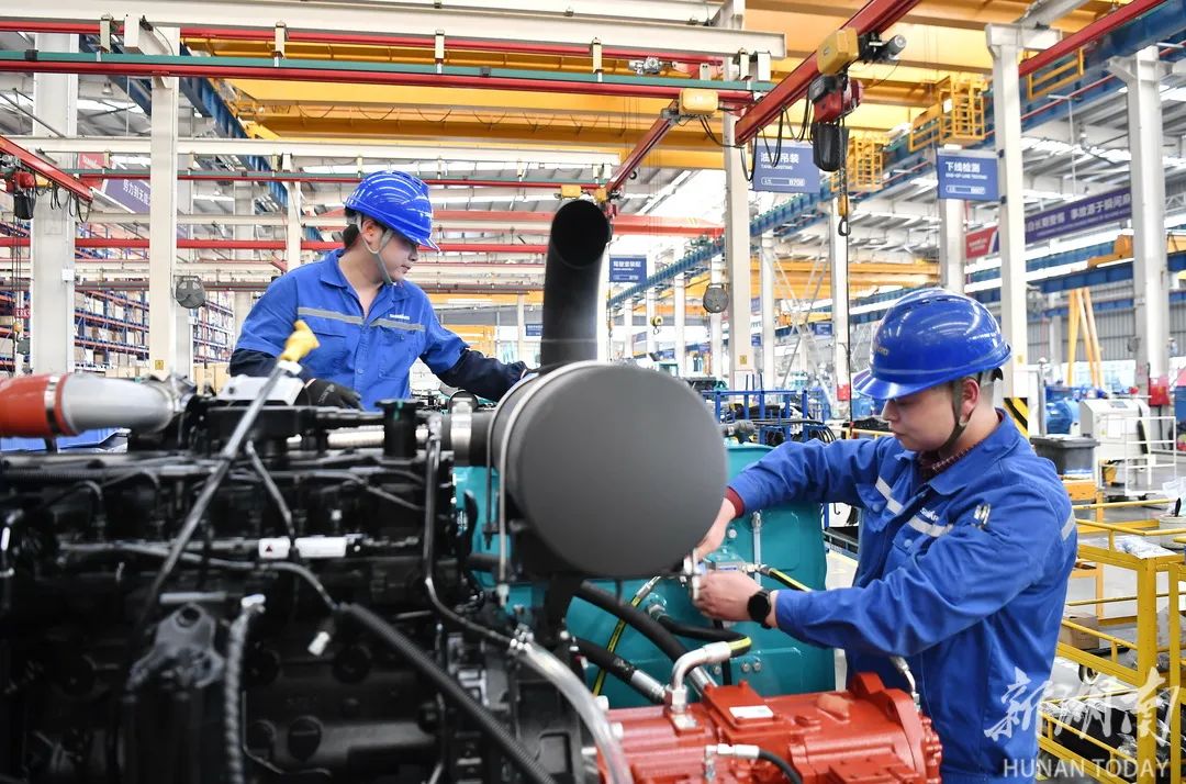 湖南日报 | 鸿运国际智能：立异“鸿运国际”好风物