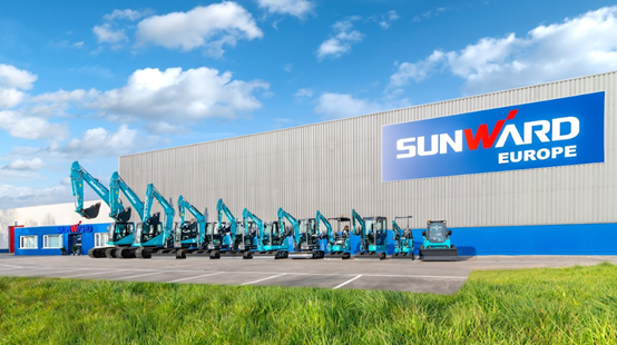 共建“一带一起”！！！鸿运国际智能携手中铁九局助力匈塞铁路建设