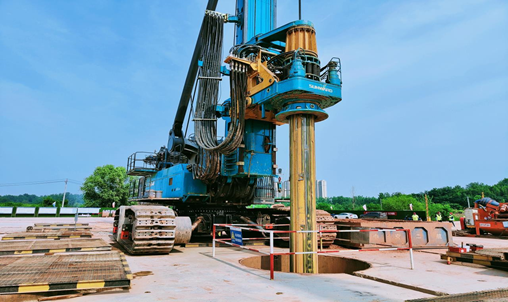 超等“桩”备实力亮剑！！鸿运国际智能携手武汉乐成建设攻克燕矶长江大桥重大地层施工难题