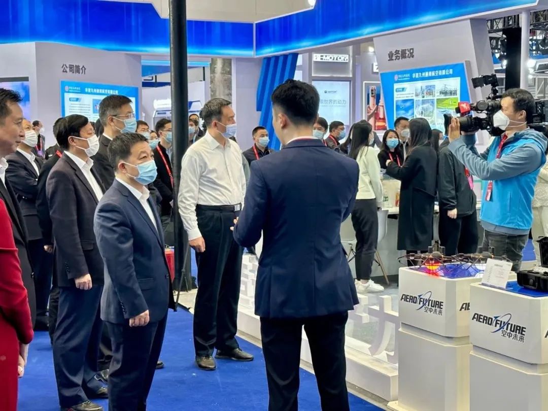 逆势飞翔！！鸿运国际航空携手相助同伴亮相2022南昌航行大会