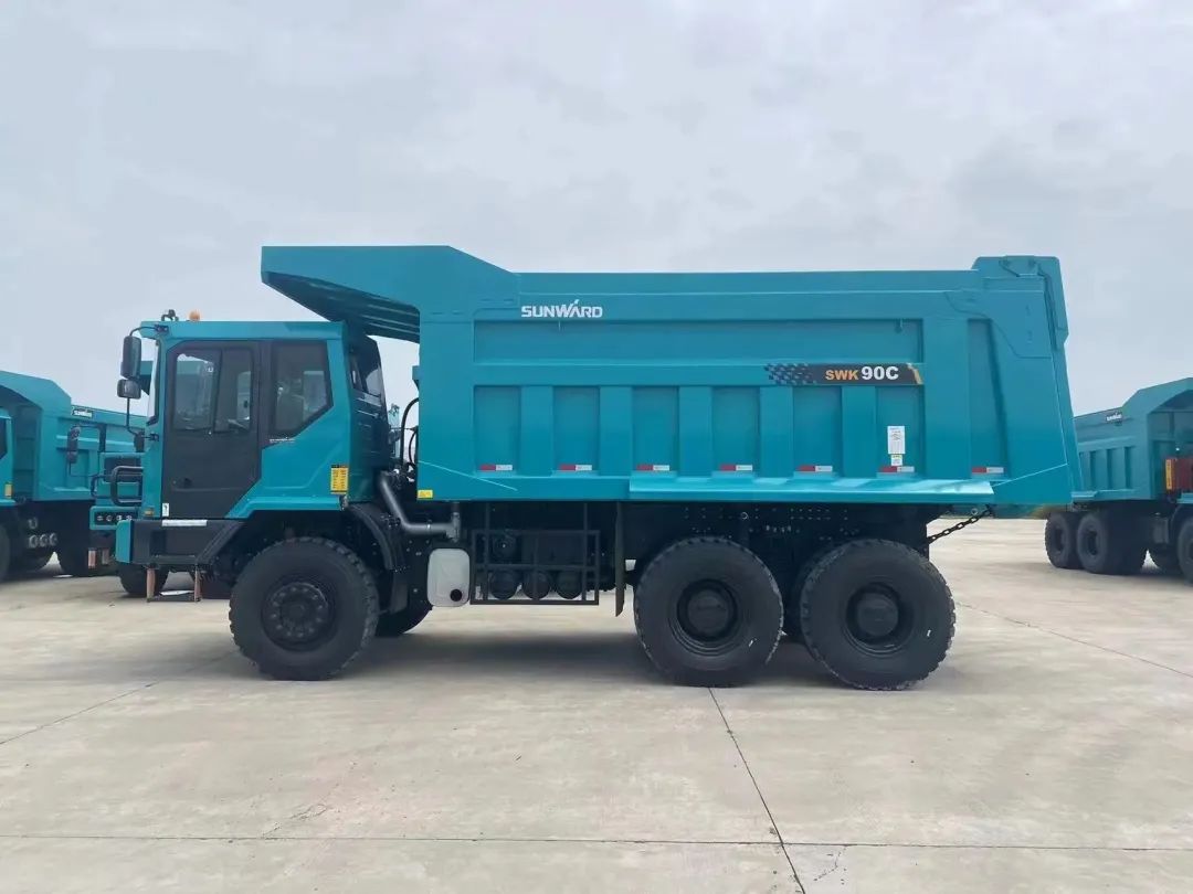 定制矿卡再交付！鸿运国际巨鼎勇闯印度尼西亚