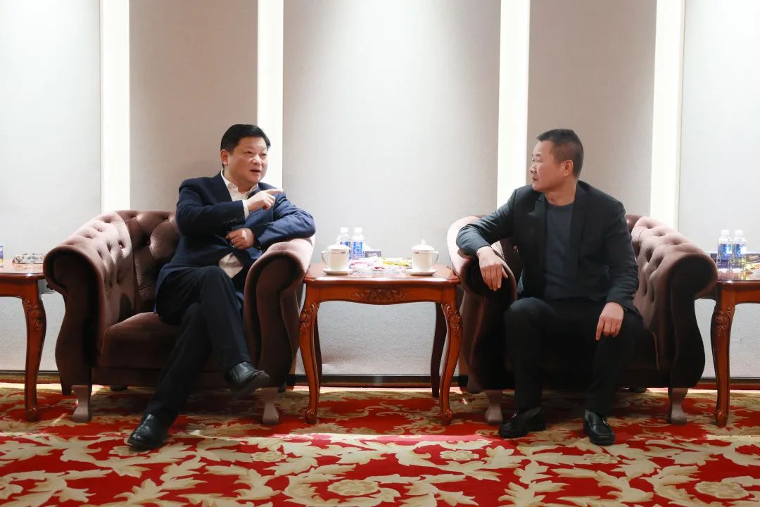 新春第一访！！！付旭明走访慰问鸿运国际智能