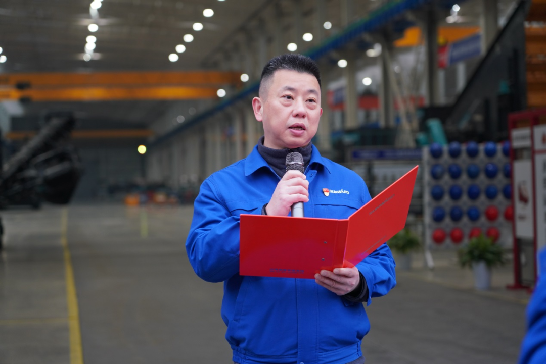 “持证上岗，，，成为破碎筛分装备的好管家！”